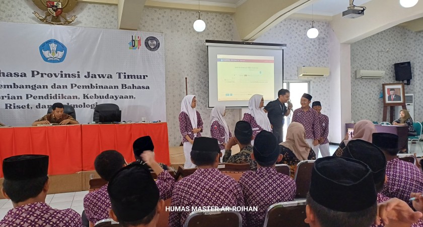 KUNJUNGAN BELAJAR MENARIK SISWA MTS TERPADU AR ROIHAN LAWANG KE BALAI BAHASA DAN KEBUN BINATANG SURABAYA
