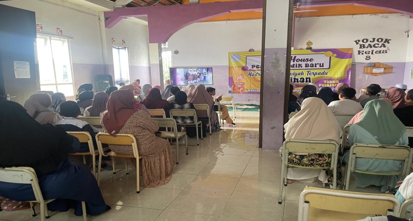 MTS TERPADU AR ROIHAN GELAR OPEN HOUSE: SAMBUT ANTUSIASME CALON SISWA BARU 2025/2026