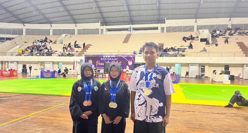 Atlet Pencak Silat MTs Terpadu Ar Roihan Lawang Borong Juara di  Kejuaraan Pencak Silat PSI Kota Malang 2026
