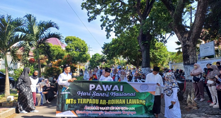 MTS TERPADU AR ROIHAN MERIAHKAN PAWAI PERINGATAN HSN: MENJAGA TRADISI DAN NILAI-NILAI KEISLAMAN