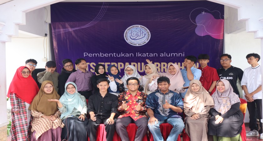 MTS TERPADU AR ROIHAN BENTUK IKATAN ALUMNI MTS TERPADU AR ROIHAN (IKAMASTERA) SEBAGAI WADAH SILATURAHMI DAN KOLABORASI