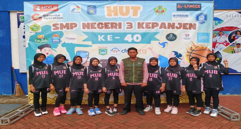 Tim Basket Putri MTs Terpadu Ar Roihan Lawang Raih Juara 3  Turnamen Bola Basket HUT SMPN 3 Kepanjen