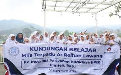 Kunjungan Belajar Siswa Kelas 8 MTs Terpadu Ar-Roihan Lawang ke Instansi Perikanan Budidaya (IPB) Punten Batu